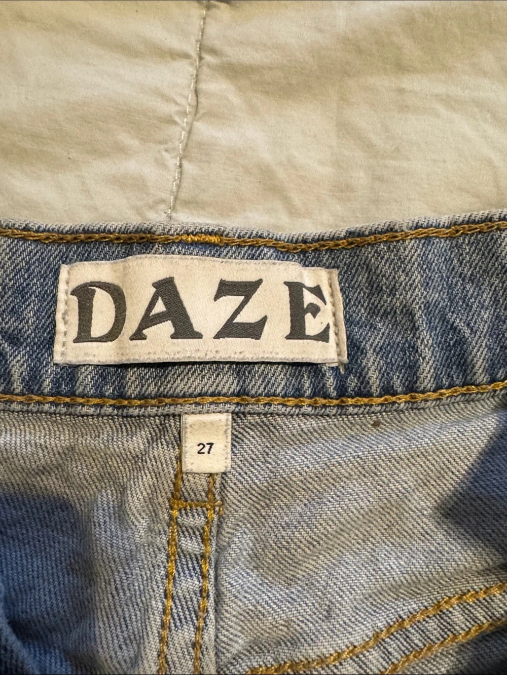 Daze button fly Distressed Denim Shorts